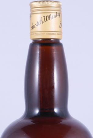 Bowmore 1979 11 Years Cadenhead Special Individual Cask Dumpy Bottle Islay Single Malt Scotch Whisky Cask Strength 58.4%