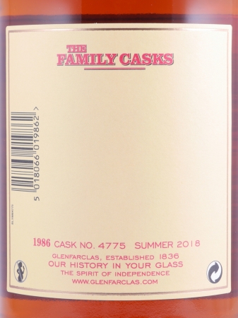 Glenfarclas 1986 32 Years The Family Casks Refill Sherry Butt Cask No. 4775 Highland Single Malt Scotch Whisky 47,7%