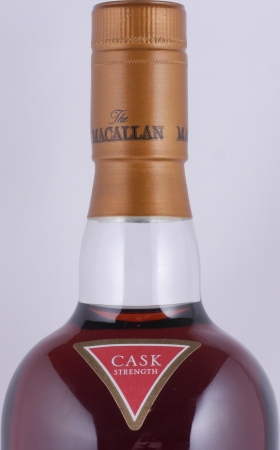 Macallan Cask Strength Sherry Oak Highland Single Malt Scotch Whisky for Dettling and Marmot AG Suisse 58.6%