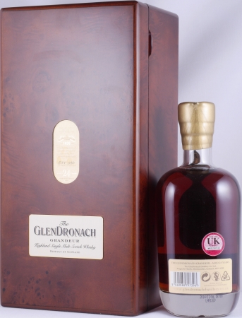 Glendronach 24 Years Grandeur Batch No. 006 Oloroso Sherry Casks Highland Single Malt Scotch Whisky 48,9%