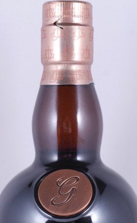 Glenfarclas 1973 32 Years Sherry Cask No. 4796 Special Single Cask für Highlander Inn Speyside Single Malt Scotch Whisky 50,8%