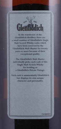 Glenfiddich 1976 30 Years Sherry Oak Cask No. 16392 La Grande Epicerie Paris Speyside Single Malt Scotch Whisky 47.0%