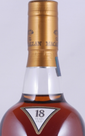 Macallan 1994 18 Years Sherry Oak Highland Single Malt Scotch Whisky 750ml Remy Cointreau NY 43.0%