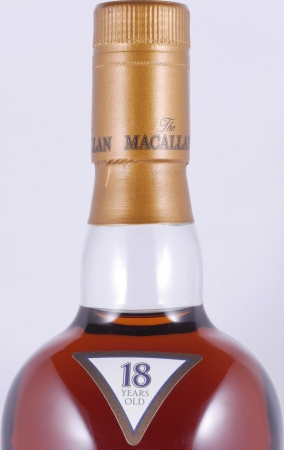 Macallan 1991 18 Years Sherry Oak Special Geschenk-Set mit Miniatur Highland Single Malt Scotch Whisky 43,0%