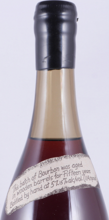 Noah's Mill 15 Years Small Batch No. H-17-84 Kentucky Straight Bourbon Whiskey 57,15%