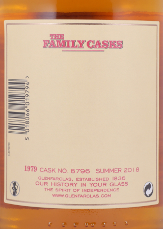 Glenfarclas 1979 38 Years The Family Casks Summer 2018 4th Fill Hogshead Cask No. 8796 Highland Single Malt Scotch Whisky 49.4%