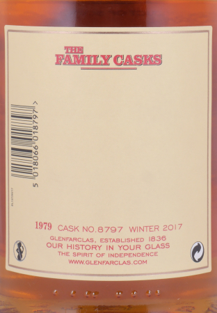 Glenfarclas 1979 38 Years Family Casks Winter 2017 4th Fill Hogshead Cask No. 8797 Highland Single Malt Scotch Whisky 47,9%