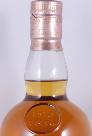 Glenfarclas 1979 38 Years Family Casks Winter 2017 4th Fill Hogshead Cask No. 8797 Highland Single Malt Scotch Whisky 47,9%