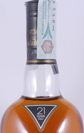 Macallan 21 Years Fine Oak Triple Cask Matured Bourbon und Sherry Oak Casks Highland Single Malt Scotch Whisky 43,0%