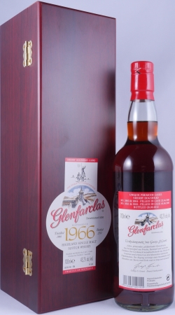 Glenfarclas 1966 46 Years Sherry Hogshead No. 2603, 2604, 3551 und 3552 Unique Premium Casks Highland Single Malt Scotch Whisky 43,2%