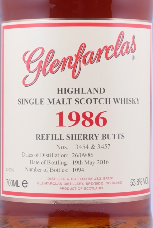 Glenfarclas 1986 30 Years Refill Sherry Butts Cask No. 3454 / 3457 Highland Single Malt Scotch Whisky 53,8%