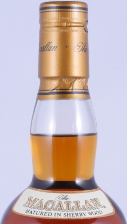 Macallan 12 Years Sherry Wood Round Metal Tin Highland Single Malt Scotch Whisky 43.0%