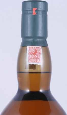 Lagavulin 18 Years American Oak Casks & European Oak Bodega Sherry Butts Feis Ile 2016 Limited Edition Islay Single Malt Scotch Whisky 49.5%