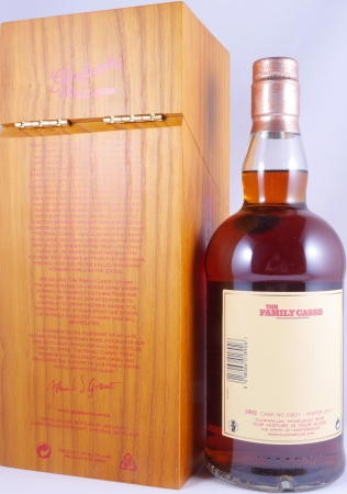 Glenfarclas 1992 25 Years The Family Casks 1st Fill Sherry Butt Cask No. 2901 Highland Single Malt Scotch Whisky 57.6%