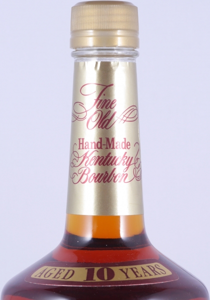 Old Rip Van Winkle 10 Years Bottle No. D4924 Dumpy Bottle Handmade Kentucky Straight Bourbon Whiskey 53.5%