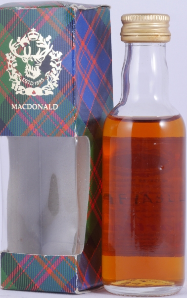 Mortlach 1959 and 1960 Special Vatting Gordon and MacPhail Miniature Highland Single Malt Scotch Whisky 40.0%