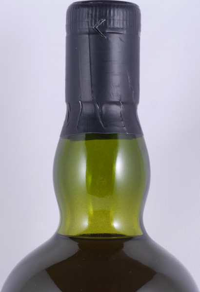 Ardbeg 17 Years Release 2002 Limited Edition Islay Single Malt Scotch Whisky 40.0%