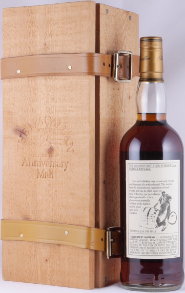 Macallan 1975 25 Years Sherry Oak The Anniversary Malt Special Bottling Highland Single Malt Scotch Whisky 43.0%