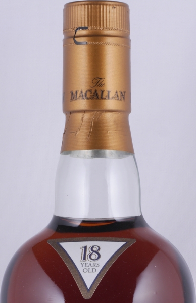 Macallan 1990 18 Years Sherry Oak Highland Single Malt Scotch Whisky 750ml Remy Cointreau NY 43.0%