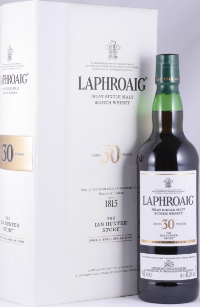 Laphroaig 30 Years The Ian Hunter Story Book 2: Building an Icon Islay Single Malt Scotch Whisky 48,2%